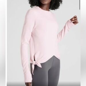 Athleta workout top with thumb holes